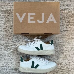Veja V12 leather sneakers in Cyprus